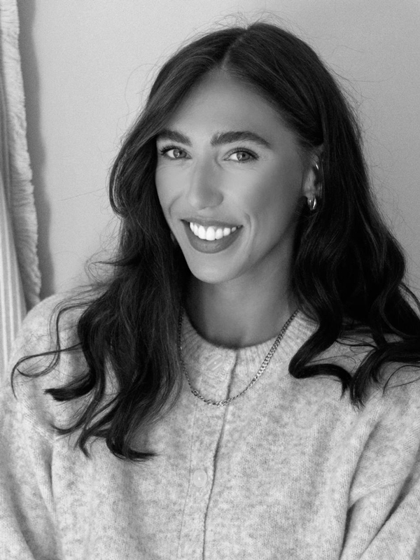 Jasmine Brooker, Marketing & Social Media