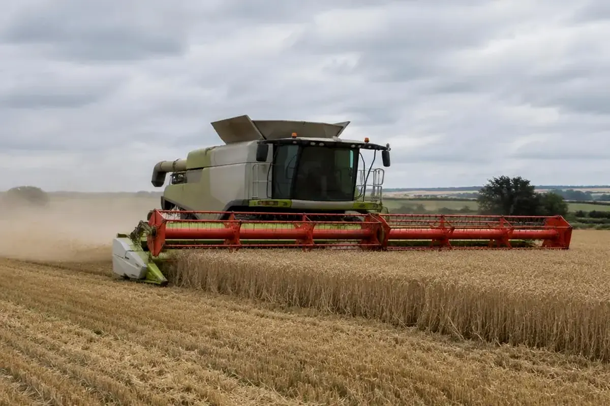 Remortgaging Farmland: When and Why Farms Do It equipment and business context